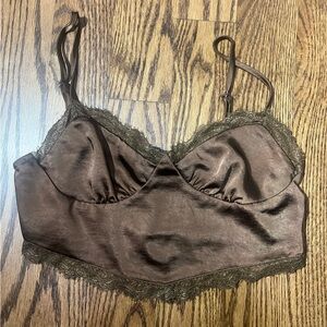 MOTEL- brown lace going out crop top